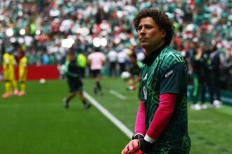 ¿Debería la Selección Mexicana homenajear a Memo Ochoa en el Mundial?