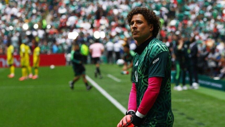 ¿Debería la Selección Mexicana homenajear a Memo Ochoa en el Mundial?