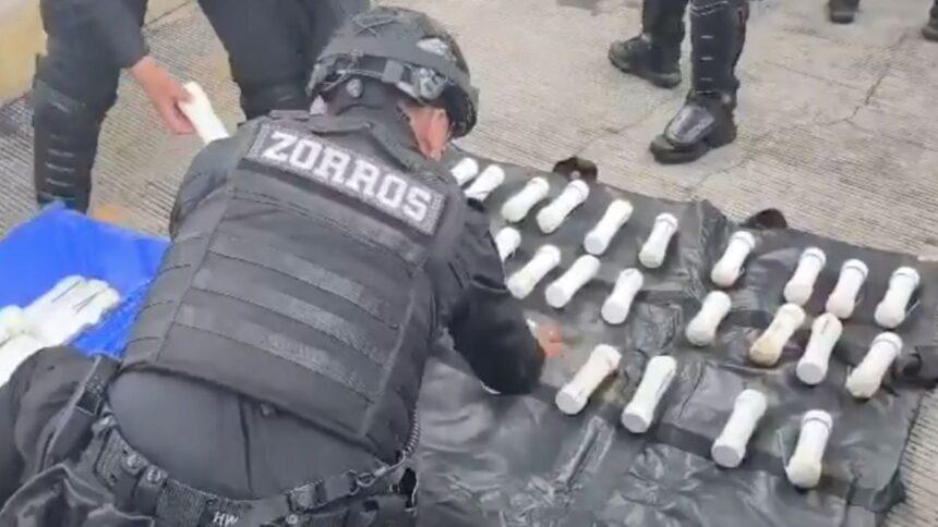 Decomisan 59 artefactos explosivos en autobuses de la México-Cuernavaca