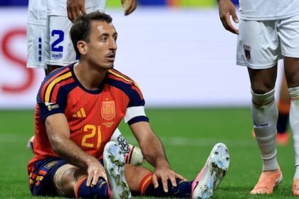 delantero espanol empata record negativo en mundial tras 30 minutos Delantero español empata récord negativo en Mundial tras 30 minutos sin balón