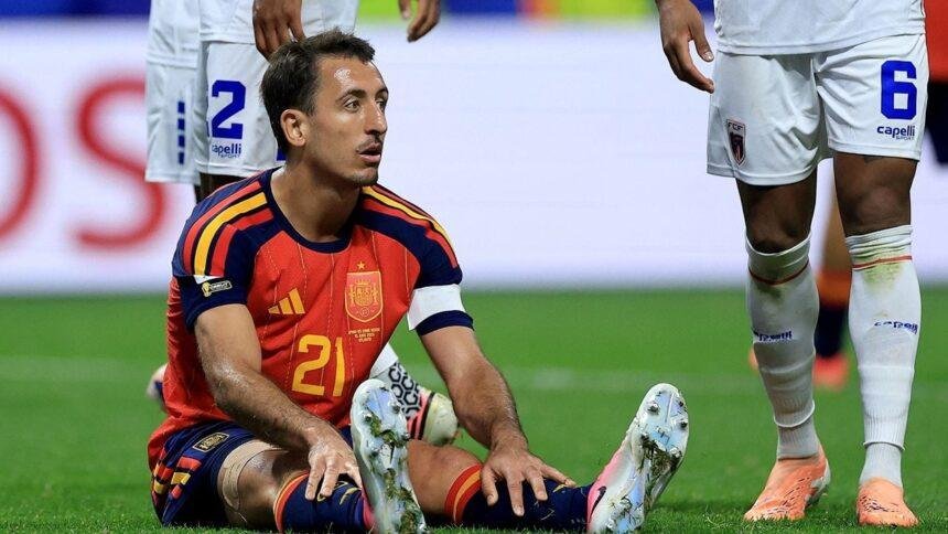 Delantero español empata récord negativo en Mundial tras 30 minutos sin balón
