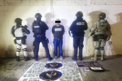 detenido presunto distribuidor de droga armado en leon por grupo Detenido presunto distribuidor de droga armado en León por Grupo Táctico Regional