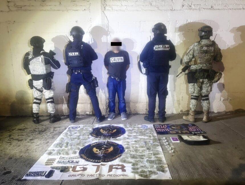 Detenido presunto distribuidor de droga armado en León por Grupo Táctico Regional