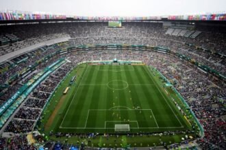 Detienen a trabajador del Estadio Azteca por rentar acreditación del Mundial