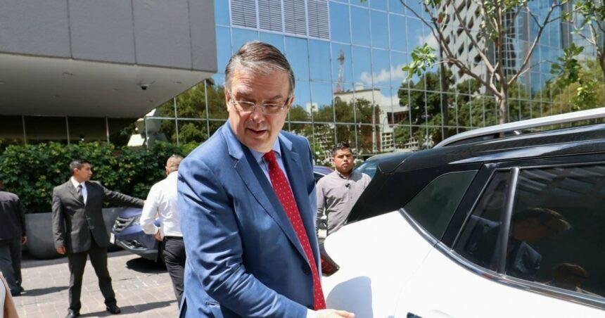 Ebrard y Citlalli dialogan sobre el proyecto 2030 en política actual