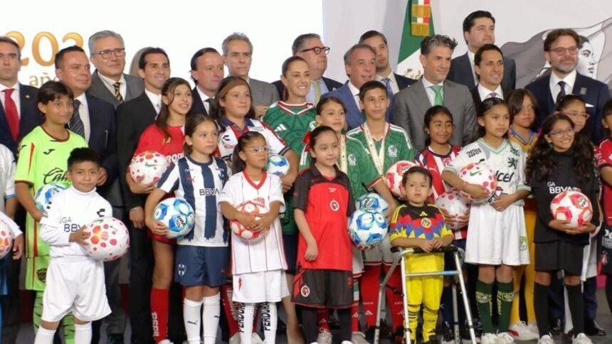 Emilio Azcárraga y dueños de clubes presentan estrategia para talento futbolístico infantil
