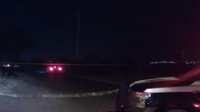 Encuentran a hombre ejecutado a balazos en carretera a Barretos, León
