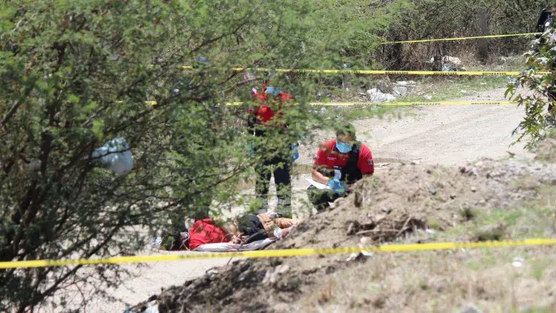 Encuentran a pareja asesinada en Eje Metropolitano León-Silao