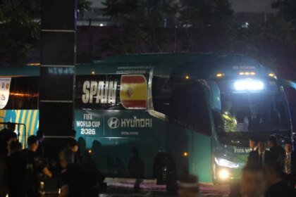 España aterriza en Guadalajara con música y entusiasmo previo a su partido contra Uruguay