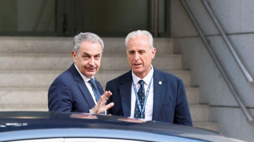 España solicita la revocación de pasaportes al expresidente Rodríguez Zapatero