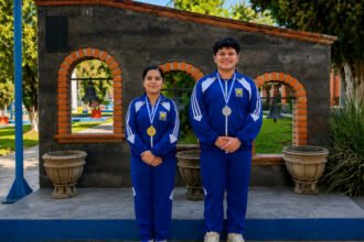Estudiantes de Querétaro en Olimpiada de Matemáticas en Singapur