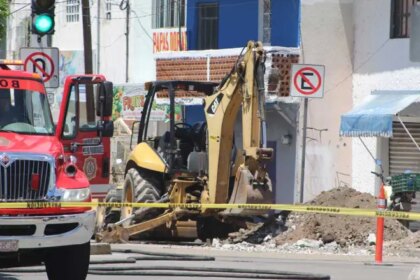 Evacuación de vecinos tras ruptura de tubo de gas en Irapuato