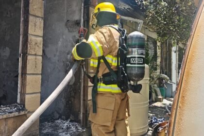 Explosión de gas en Puebla causa tres lesionados, uno con 90% de quemaduras.