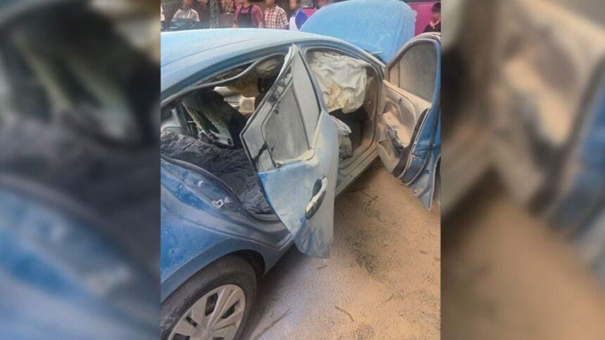 Explosión en automóvil deja heridos a padre e hijo en Tacubaya