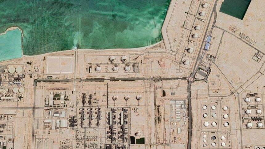 explosion en zona industrial de qatar deja 54 heridos y Explosión en zona industrial de Qatar deja 54 heridos y 18 desaparecidos