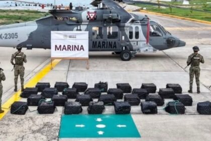 García Harfuch informa sobre decomiso de más de tres toneladas de cocaína.
