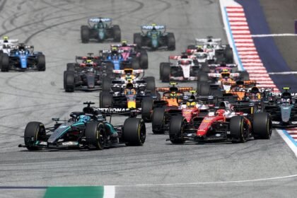 George Russell se lleva el Gran Premio de Austria tras vencer a Verstappen