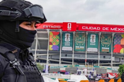 gobierno abre temprano el azteca por falta de acuerdo con Gobierno abre temprano el Azteca por falta de acuerdo con la CNTE