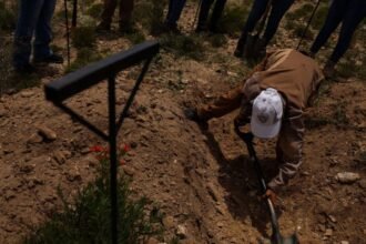 Hallan 11 bolsas con restos humanos en Tlajomulco de Zúñiga, Jalisco