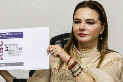 ine lanza nueva credencial para votar con produccion diaria de INE lanza nueva credencial para votar con producción diaria de 90 mil unidades.