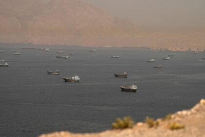 iran cierra el estrecho de ormuz tras ataques israelies en Irán cierra el estrecho de Ormuz tras ataques israelíes en Líbano