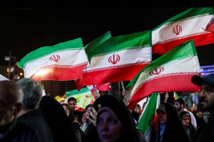 iran confirma ratificacion del acuerdo de paz con estados unidos Irán confirma ratificación del acuerdo de paz con Estados Unidos el viernes.