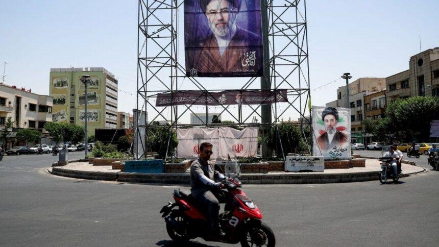 Irán: Líder supremo propone reforma del Poder Judicial para aumentar confianza ciudadana