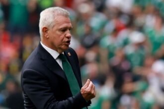 Javier Aguirre critica el desempeño de jugadores mexicanos tras el partido contra Sudáfrica