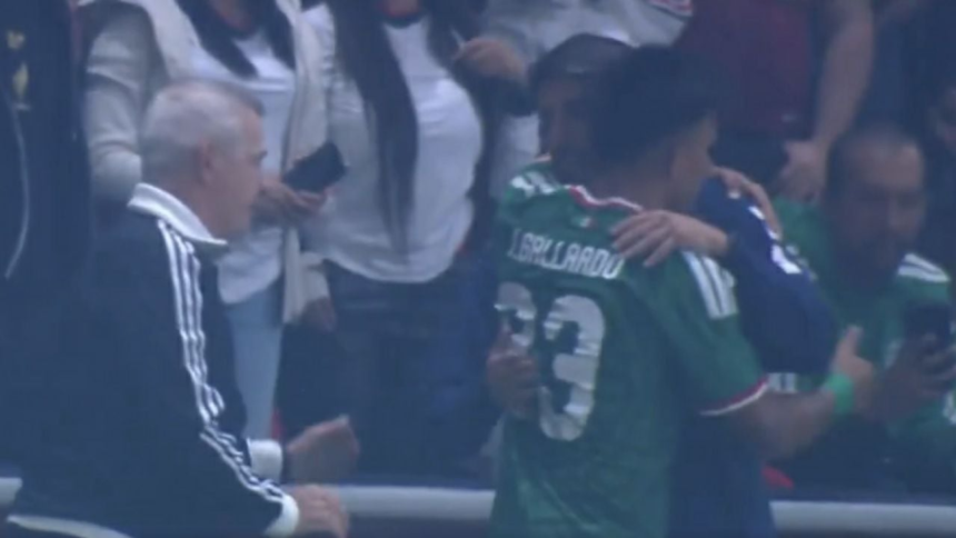 Javier Aguirre lleva a Jesús Gallardo a disculparse con Paunovic