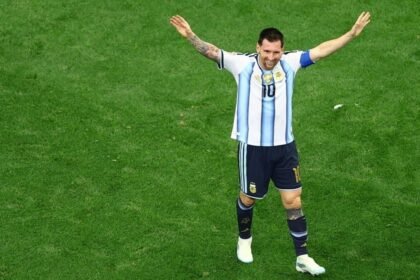 klose elogia a messi tras romper su record de goles Klose elogia a Messi tras romper su récord de goles en Mundiales