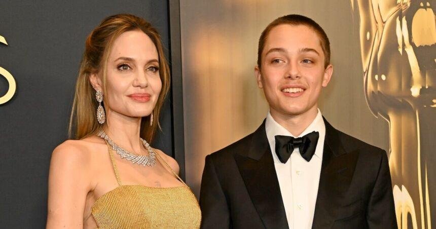 Knox, hijo de Angelina Jolie y Brad Pitt, destaca en Muay Thai