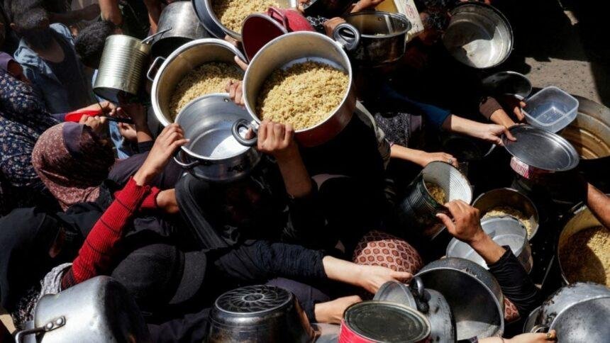 La OMS alerta sobre 1.5 millones de muertes anuales por alimentos contaminados