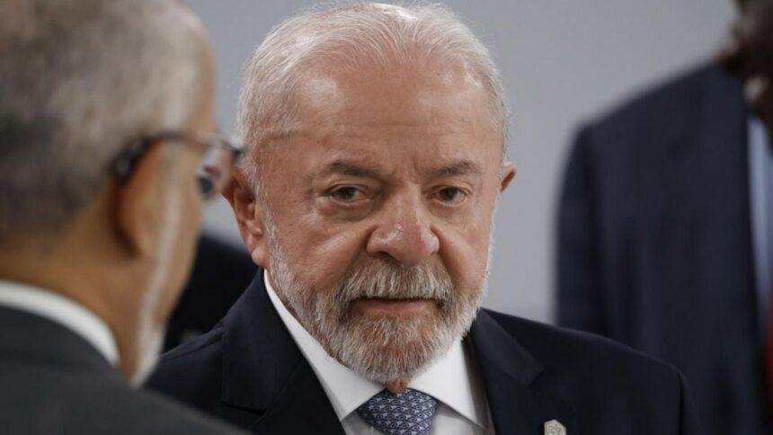 Lula de Brasil solicita a Trump abstenerse de influir en elecciones estadounidenses.