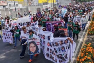 Madres buscadoras protestan en el Mundial por desapariciones en México