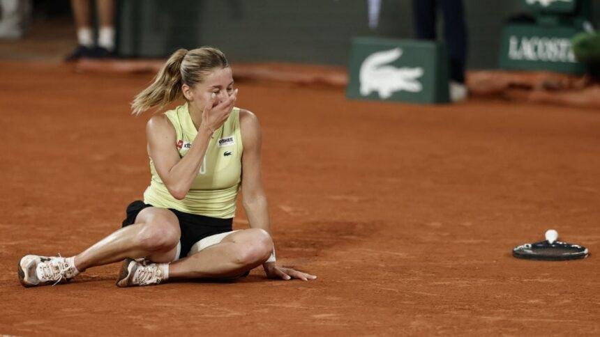 Maja Chwalinska hace historia al alcanzar la Final de Roland Garros