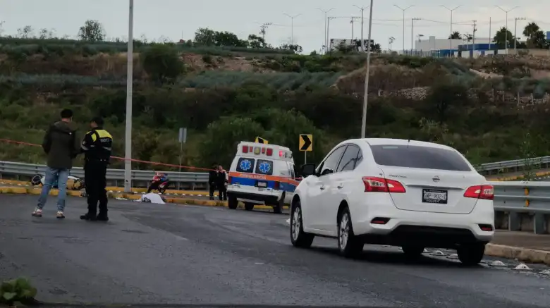 maria berenice muere tras derrapar su moto en purisima menor María Berenice muere tras derrapar su moto en Purísima; menor herida