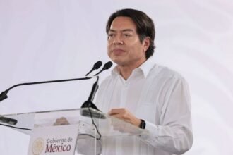 Mario Delgado confirma disponibilidad de 800 mdp para la CNTE.