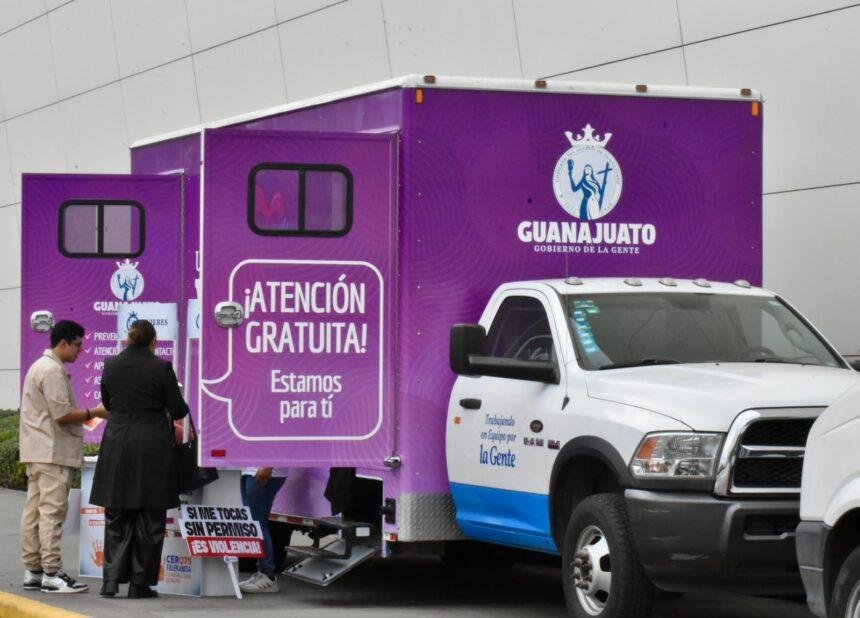 Más de 2 mil guanajuatenses reciben atención de la Unidad Violeta estatal.