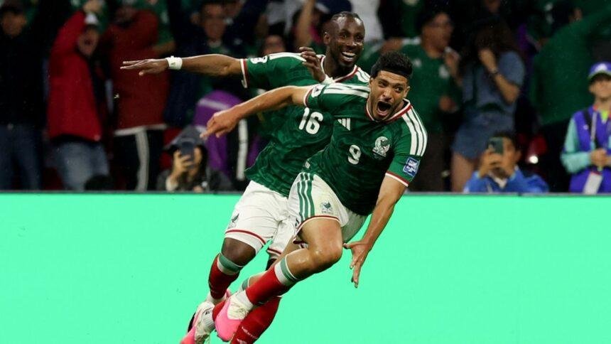 México brilla y avanza a Octavos de Final tras vencer a Ecuador