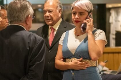 Morena acusa a Acosta de promover revocación contra Circe Camacho