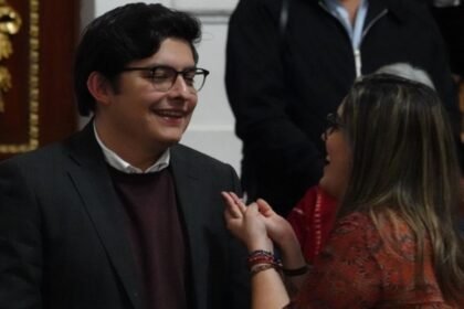 Morena presenta denuncia sobre red vinculada al PAN y campaña anticipada