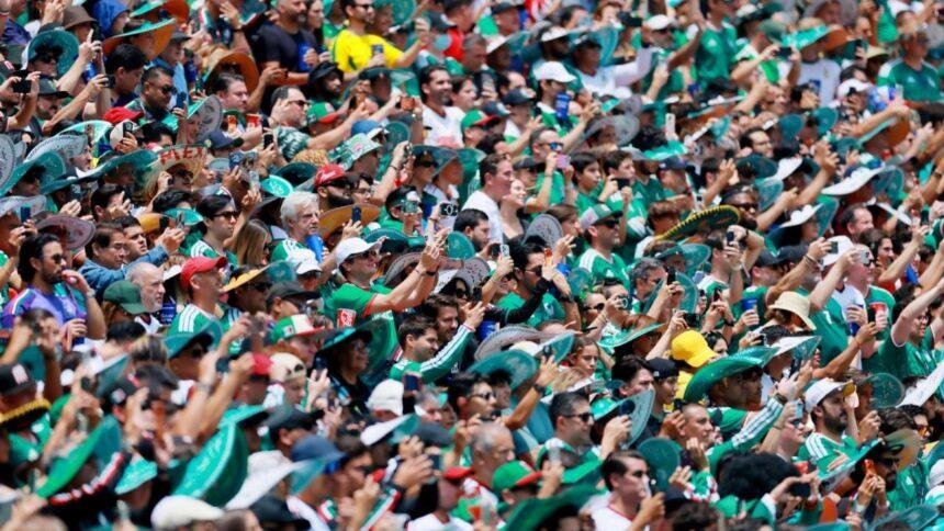 Mujer mexicana arrestada por fraude millonario de boletos del Mundial 2026