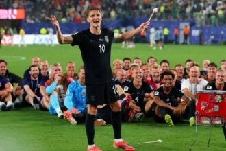 Noruega celebra su victoria ante Senegal con la 'Fila Vikinga'