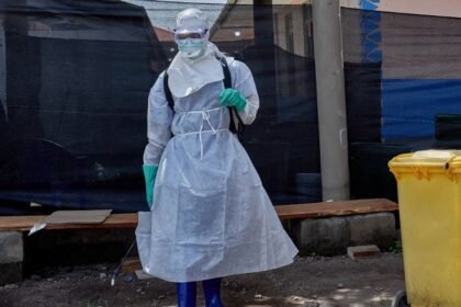 oms alerta sobre expansion del brote de ebola en africa OMS alerta sobre expansión del brote de ébola en África Occidental