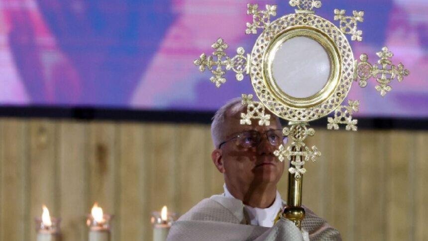 Papa León XIV insta a evitar la polarización en discurso en Madrid