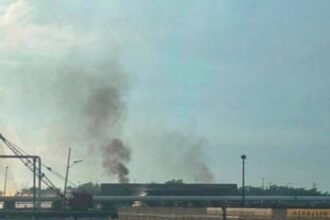 Pemex activa protocolo operativo tras paro en caldera de Salina Cruz.