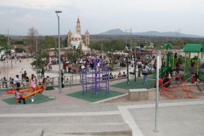 plaza 4
