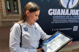 Procuradora Ambiental otorga Distintivos de Buenas Prácticas en Irapuato y León.