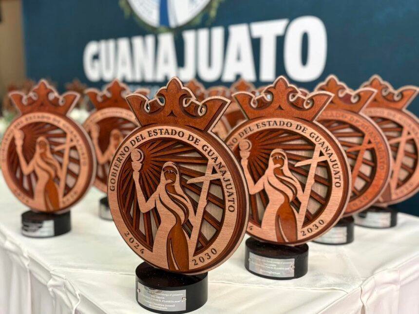 Procuradora Ambiental otorga premios Haciendo Eco por el Planeta en estado.