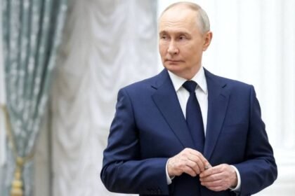 Putin felicita a Trump por su cumpleaños y discute acuerdo con Irán